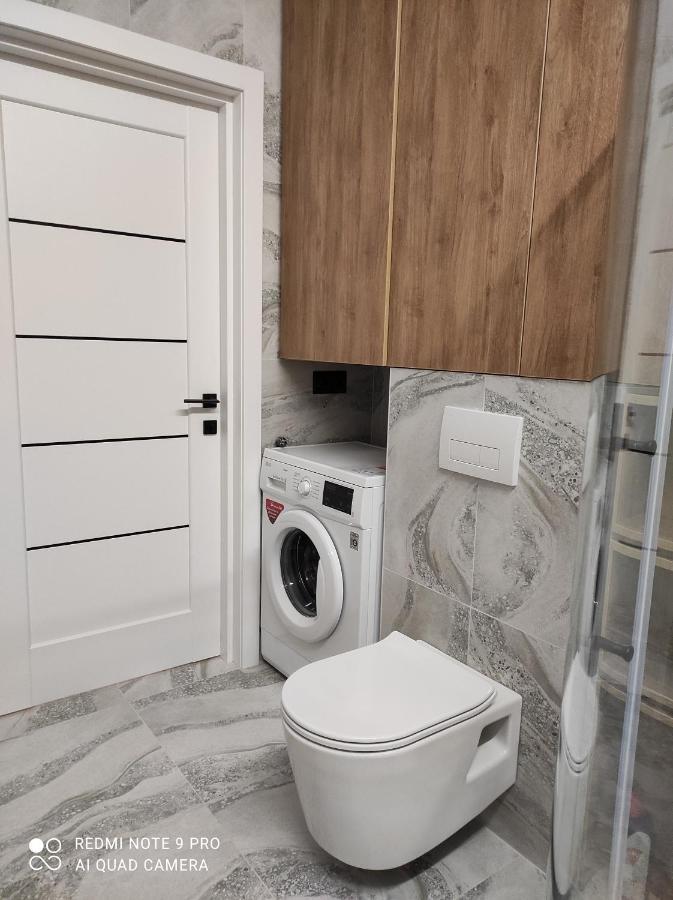 New Apartment Vivita อุชโฮรอด ภายนอก รูปภาพ