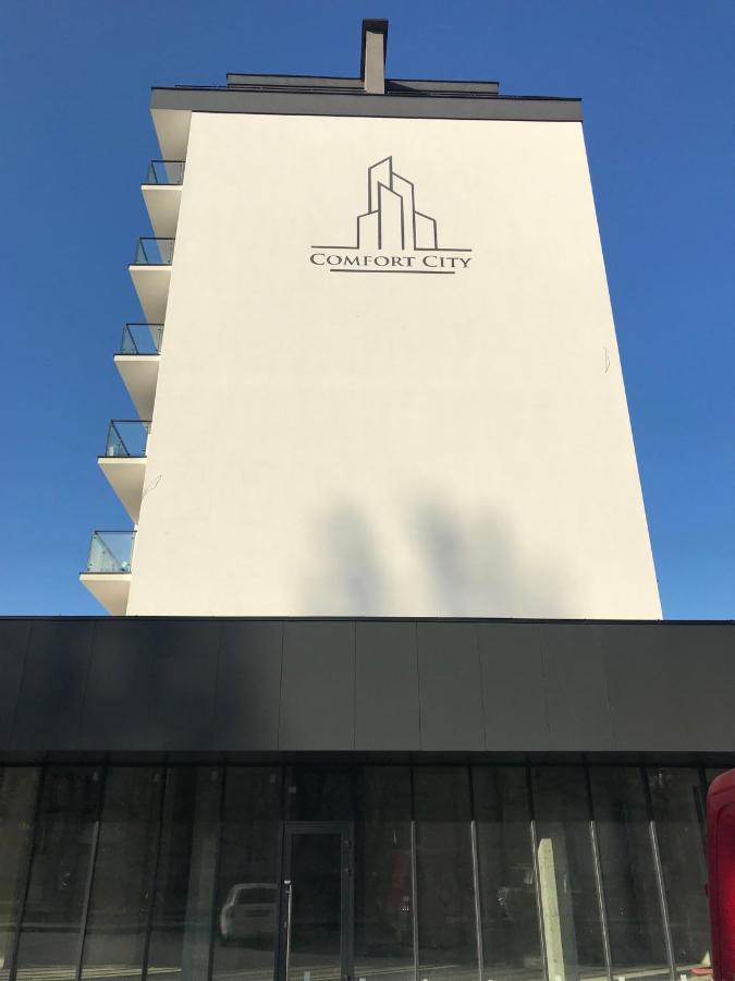 New Apartment Vivita อุชโฮรอด ภายนอก รูปภาพ