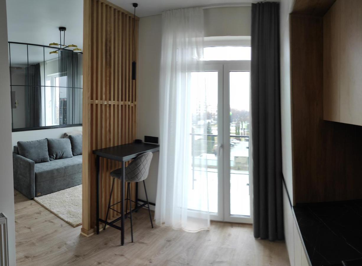 New Apartment Vivita อุชโฮรอด ภายนอก รูปภาพ